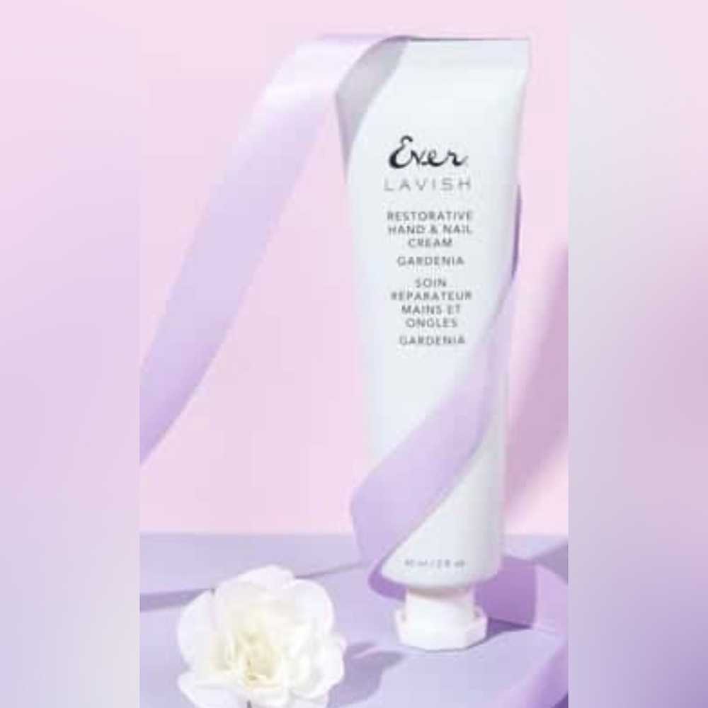 Ever LAVISH RESTORATIVE HAND & NAIL CREAM Gardenia